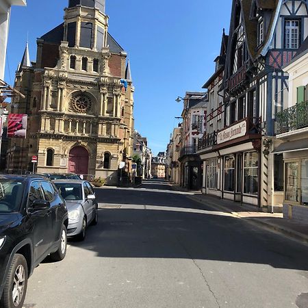 2 Pieces- Rue Pietonne Trouville -Le Petit Juliana Exterior photo